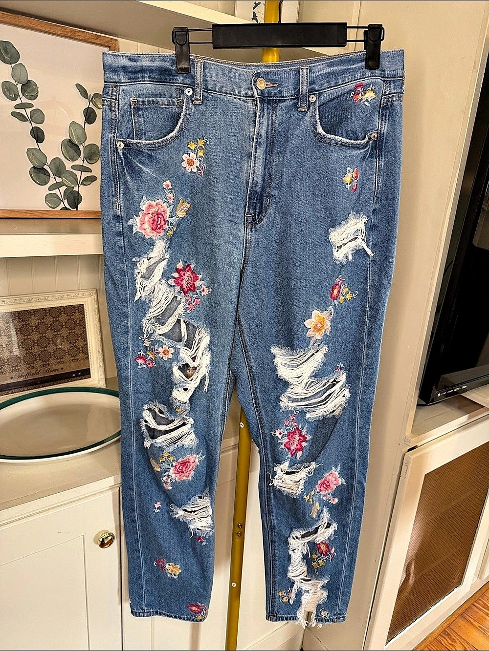 American Eagle Outfitters AE Mom Jean Floral Distressed Skinny Jeans in Blue